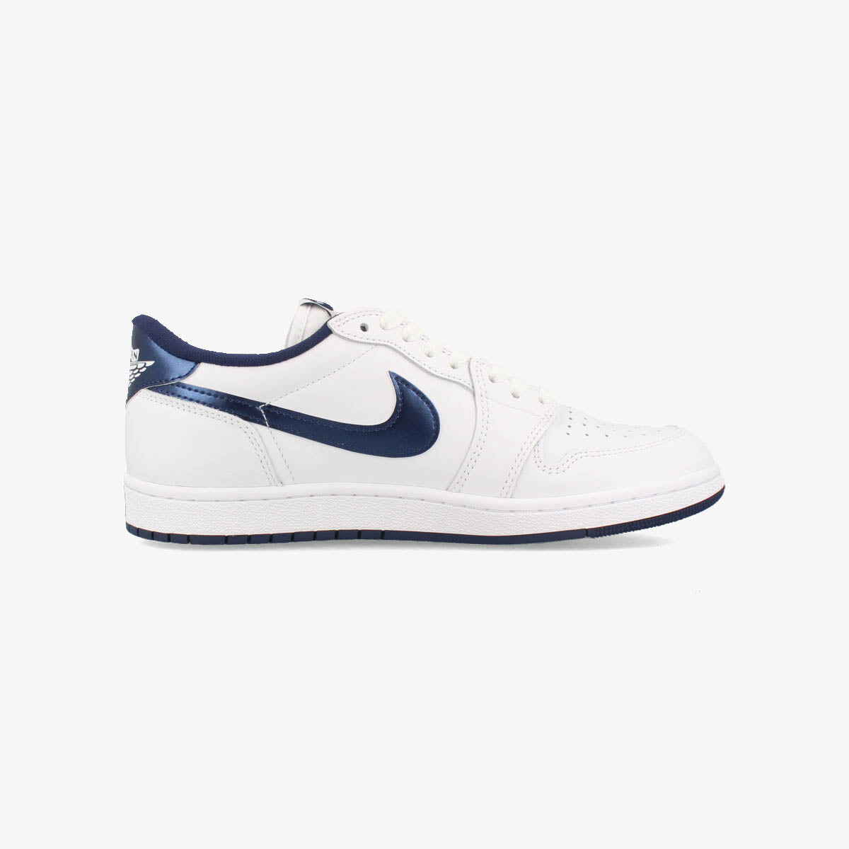 NIKE AIR JORDAN 1 LOW 