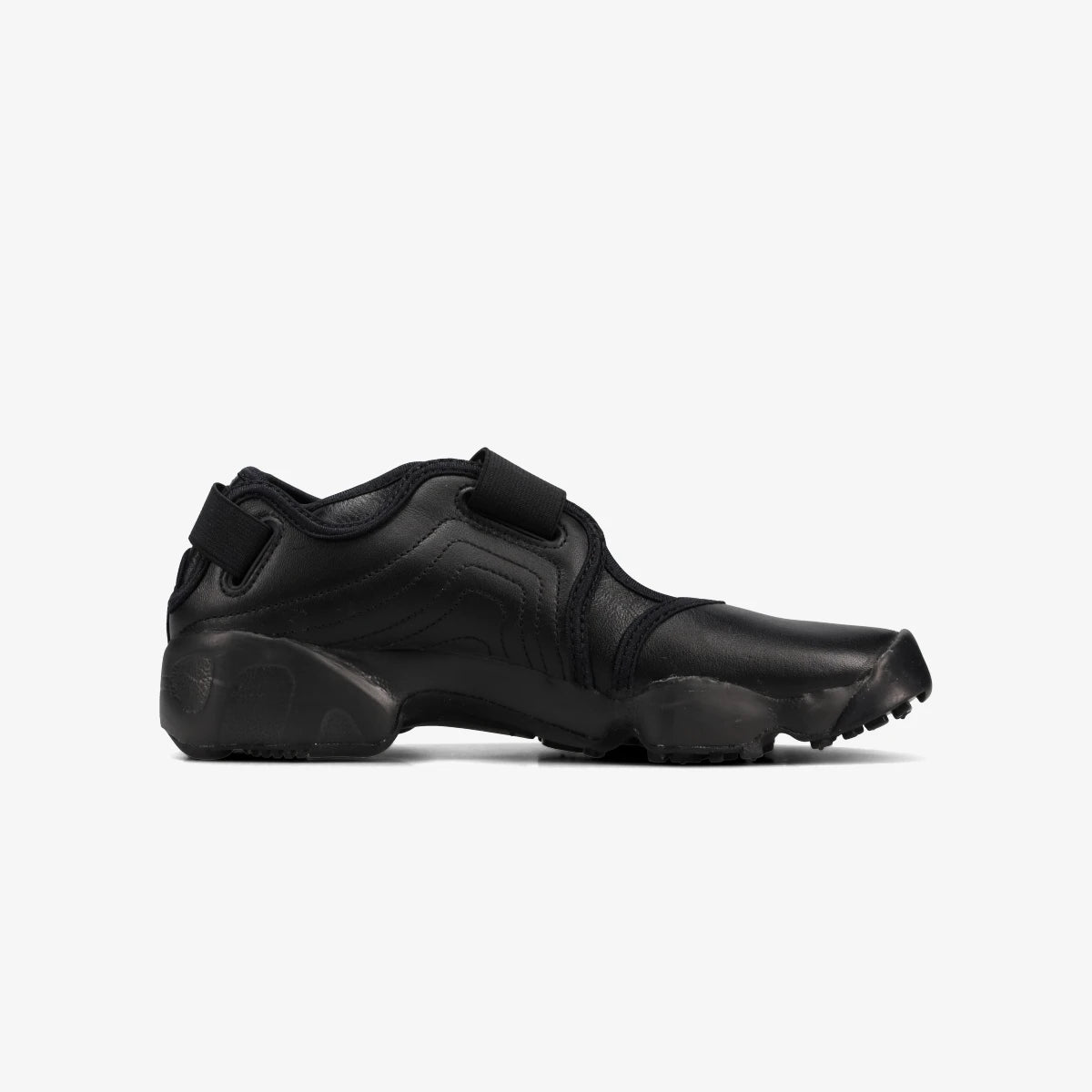 NIKE WMNS AIR RIFT – KICKS LAB. 公式オンラインストア