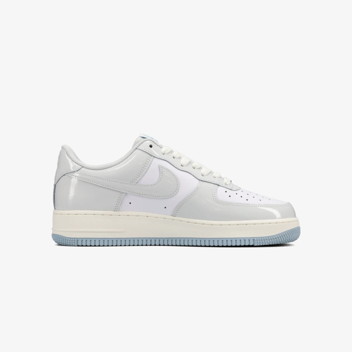 NIKE AIR FORCE 1 '07 (ナイキ エア フォース 1 '07 ホワイト