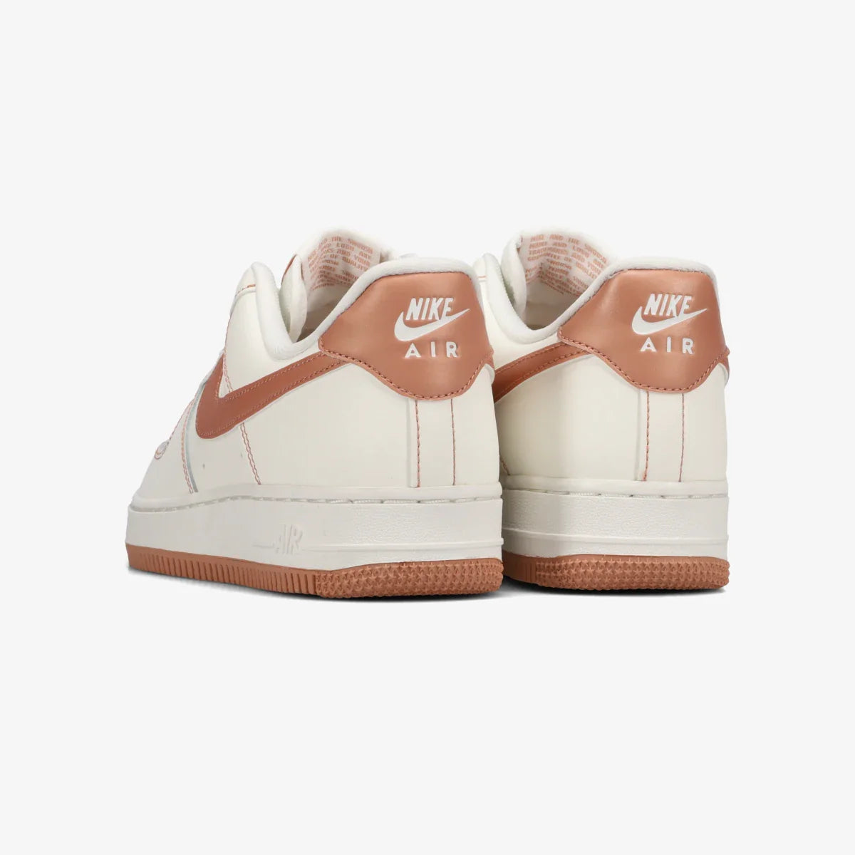 靴 NIKE WMNS AIR FORCE 1 '07 NIKE WMNS AIR FORCE 1 '07 ナイキ ウィメンズ エア フォース 1