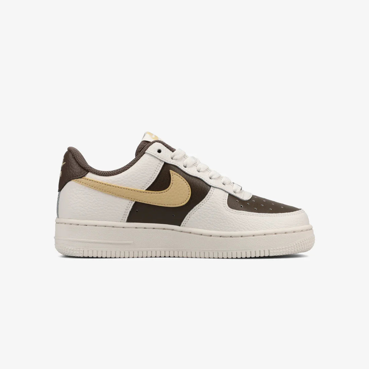 NIKE WMNS AIR FORCE 1 '07 LV8 ナイキ ウィメンズ エア フォース
