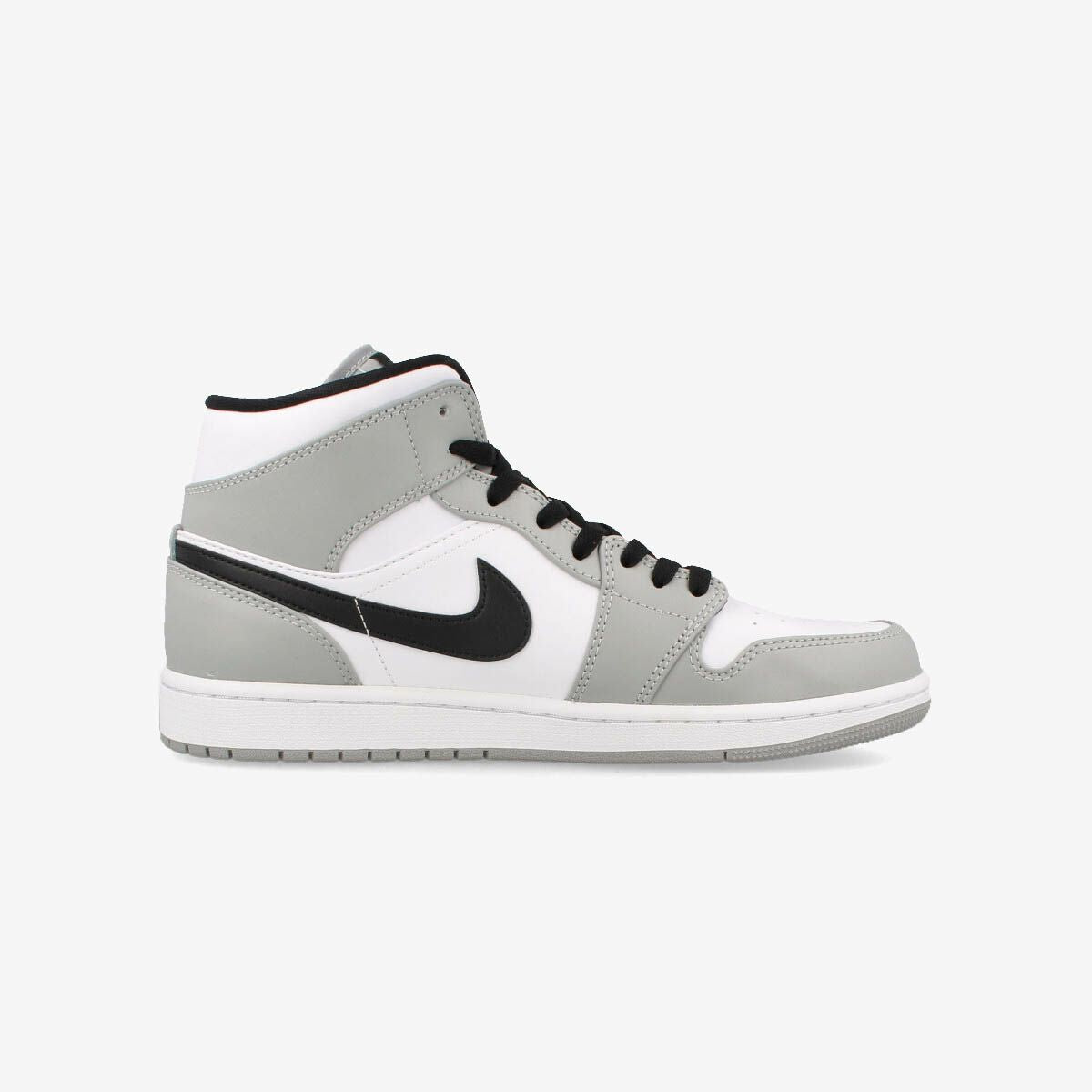 Nike Air Jordan 1 Mid ｜スニーカー