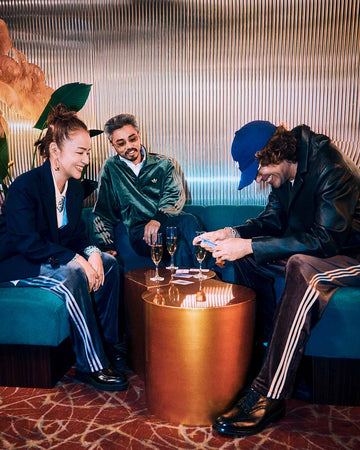 adidas VELOUR FIREBIRD