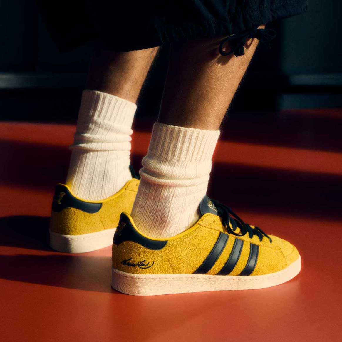 adidas JABBAR LOW × BRUCE LEE -GAME OF DEATH- – KICKS LAB. 公式オンラインストア