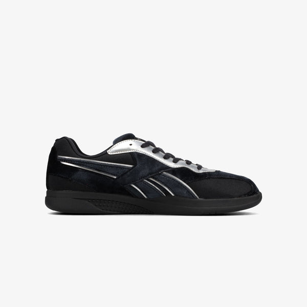 Reebok HAMMER STREET × PLEASURES