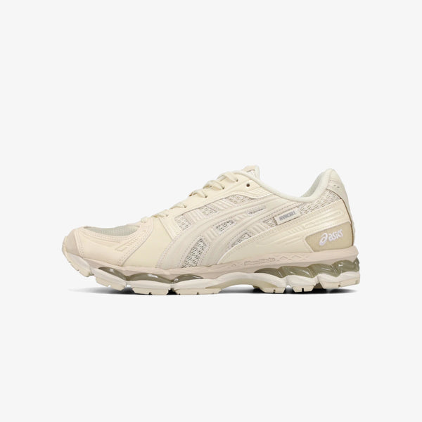 ASICS SPORTSTYLE GEL-KAYANO 12.1 × INVINCIBLE × MADNESS