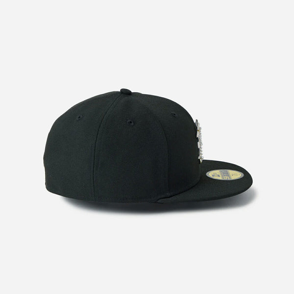 NEW ERA 59FIFTY NEW YORK YANKEES PEARL BADGE