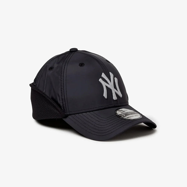 NEW ERA 39THIRTY FLIP DOWN WARM GEAR OCTA NEW YORK YANKEES