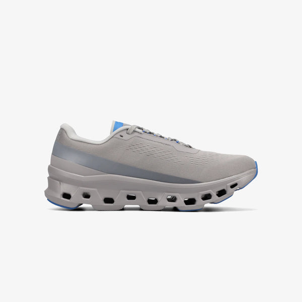 ON CLOUDMONSTER 1 (M)