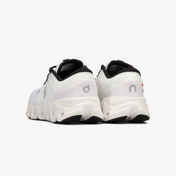 ON CLOUD X 5 (M)