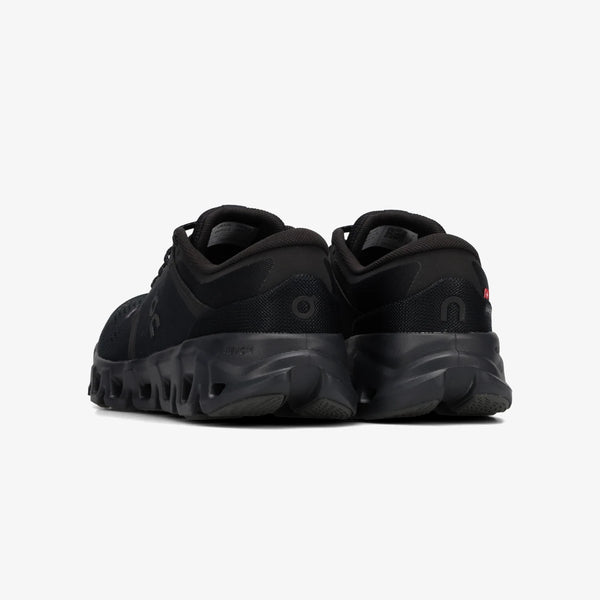 ON CLOUD X 5 (M)
