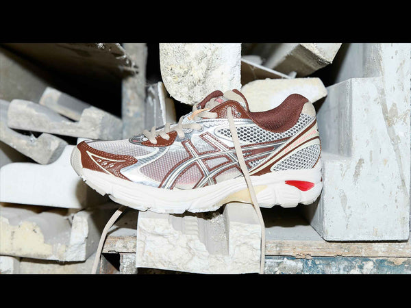 KICKS LAB.