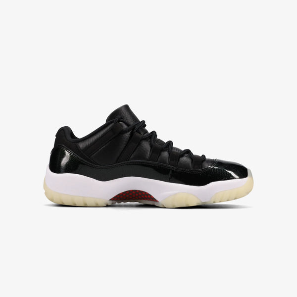 NIKE AIR JORDAN 11 RETRO LOW BLACK/GYM RED/WHITE/SAIL [72-10 NIKE AIR JORDAN 11 RETRO LOW BLACK/GYM RED/WHITE/SAIL [72-10