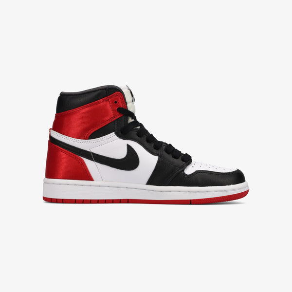 NIKE WMNS AIR JORDAN 1 RETRO HIGH -BLACK TOE-