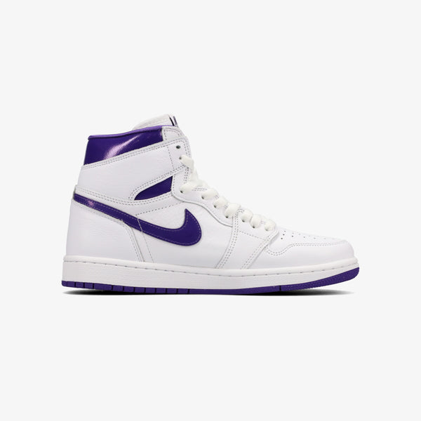 NIKE WMNS AIR JORDAN 1 RETRO HIGH OG