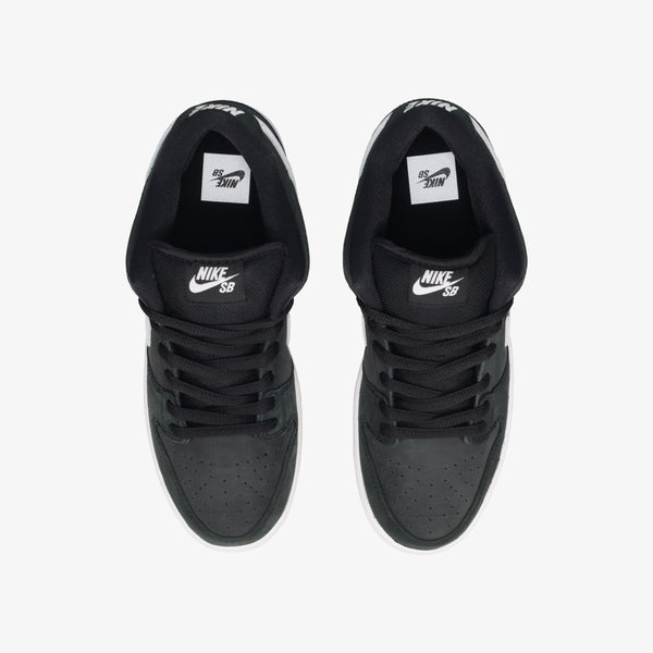 NIKE SB DUNK LOW PRO