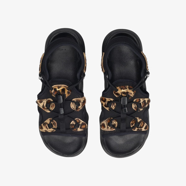 NIKE WMNS AIR MAX KOKO SANDAL (ナイキ ブラック BLACK/ANTHRACITE NIKE WMNS AIR MAX KOKO SANDAL (ナイキ ブラック BLACK/ANTHRACITE