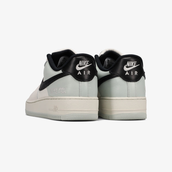 NIKE AIR FORCE 1 GORE-TEX