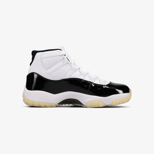 NIKE AIR JORDAN 11 RETRO