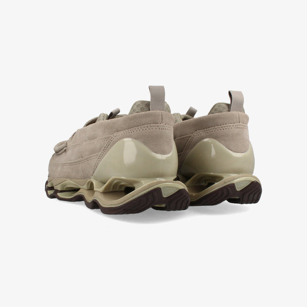 MIZUNO WAVE PROPHECY MOC SUEDE TAUPE – KICKS LAB