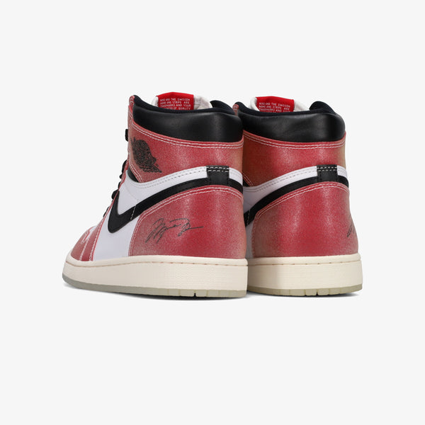 NIKE AIR JORDAN 1 RETRO HIGH OG × TROPHY ROOM -CHICAGO-