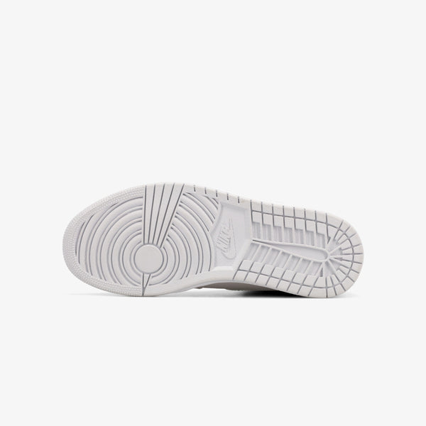 NIKE AIR JORDAN 1 RETRO HIGH OG CO.JP NEUTRAL GRAY/METALLIC SILVER/WHITE [TOKYO]