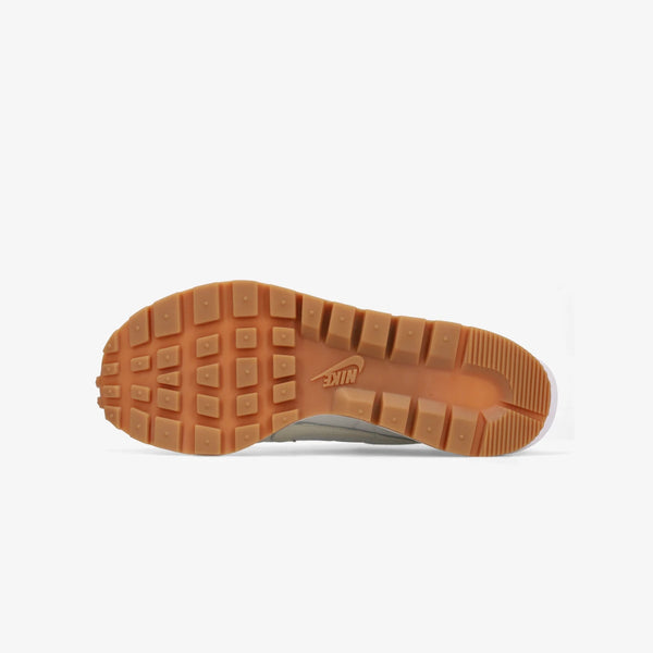 NIKE VAPORWAFFLE WHITE/SAIL/SAIL [SACAI]