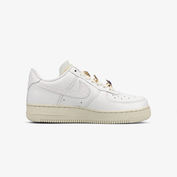 NIKE WMNS AIR FORCE 1 '07 LX