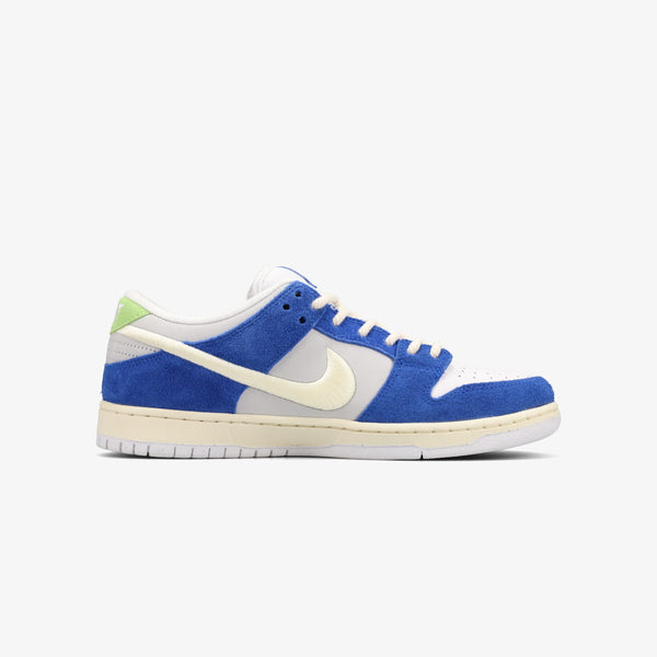 NIKE SB DUNK LOW × FLY STREETWEAR -Gardenia-