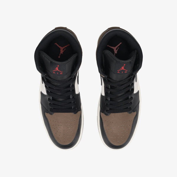NIKE AIR JORDAN 1 MID