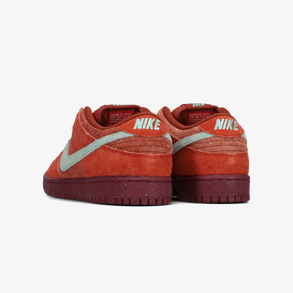 NIKE SB DUNK LOW PRO PRM