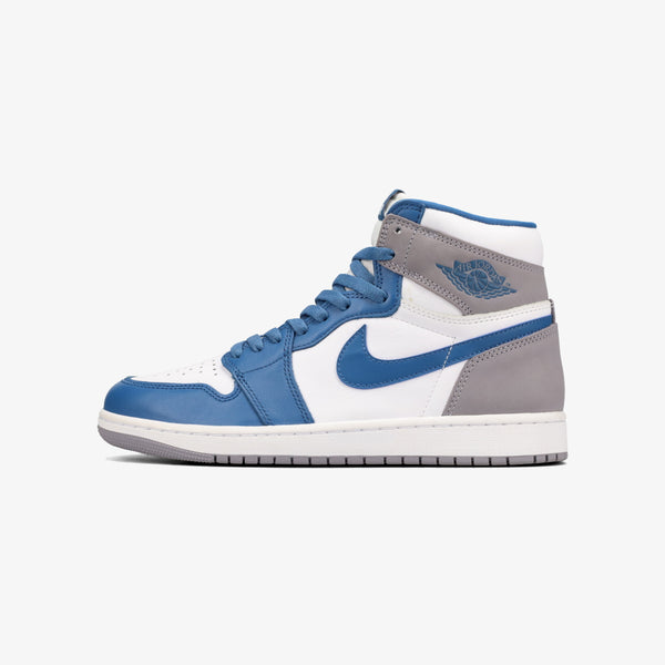 NIKE AIR JORDAN 1 RETRO HIGH OG TRUE BLUE/WHITE/CEMENT GRAY [TRUE BLUE]