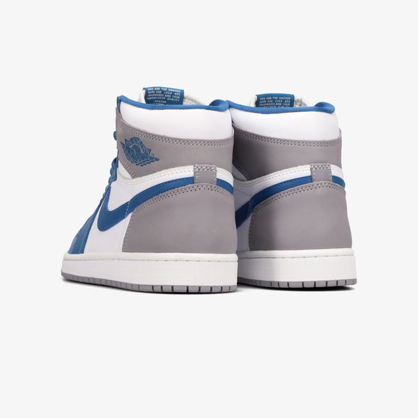 NIKE AIR JORDAN 1 RETRO HIGH OG TRUE BLUE/WHITE/CEMENT GRAY [TRUE BLUE]