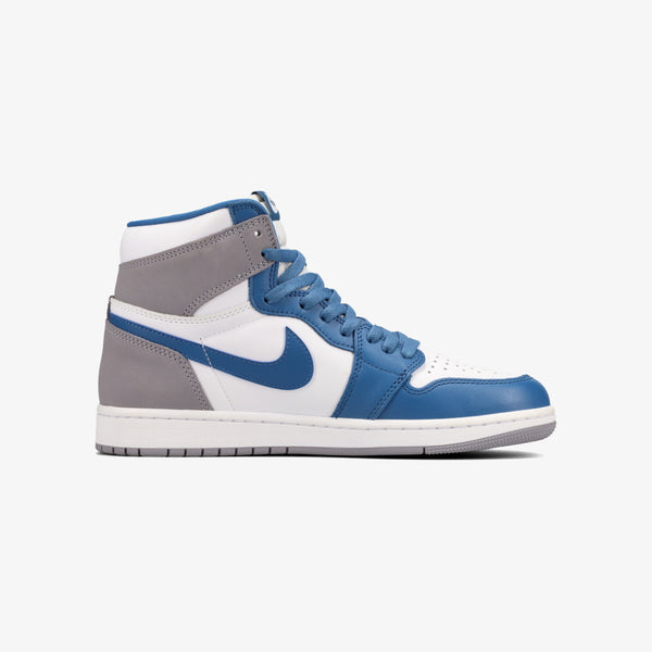 NIKE AIR JORDAN 1 RETRO HIGH OG TRUE BLUE/WHITE/CEMENT GRAY [TRUE BLUE]