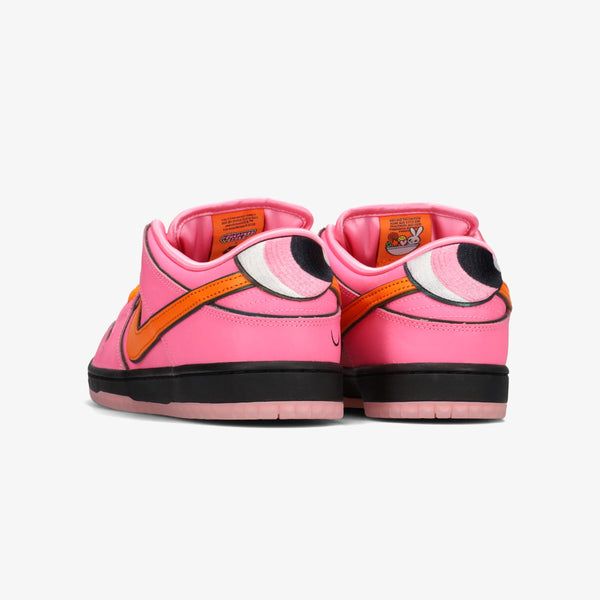 NIKE SB DUNK LOW x THE POWERPUFF GIRLS