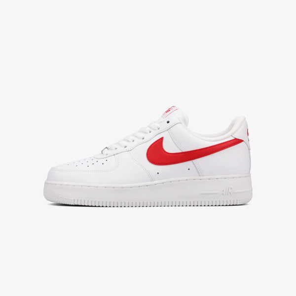 NIKE AIR FORCE 1 '07