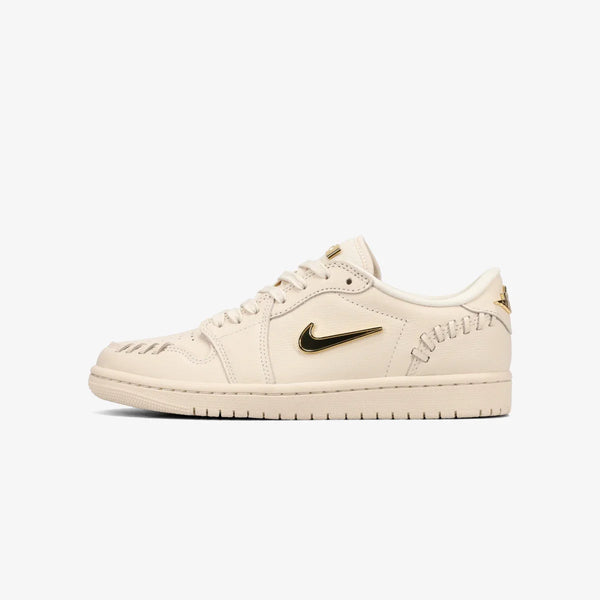 NIKE WMNS AIR JORDAN 1 LOW MM