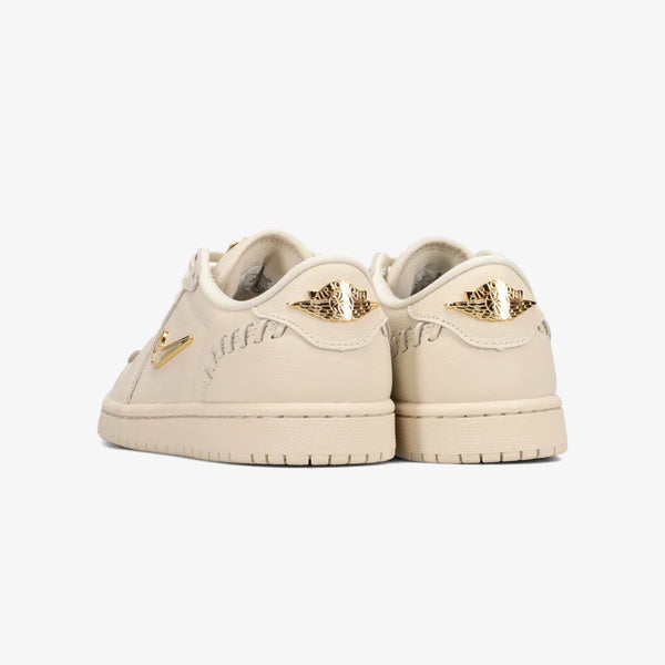 NIKE WMNS AIR JORDAN 1 LOW MM
