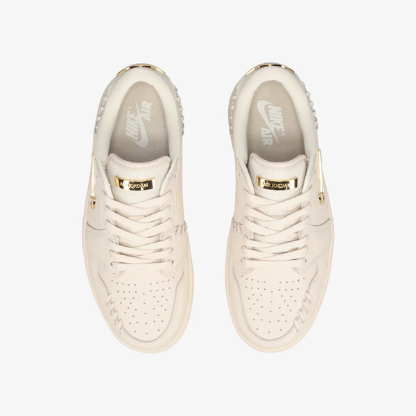 NIKE WMNS AIR JORDAN 1 LOW MM