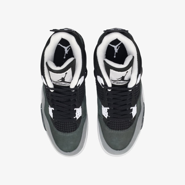 NIKE AIR JORDAN 4 RETRO