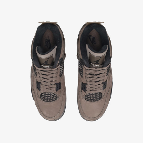 NIKE AIR JORDAN 4 RETRO
