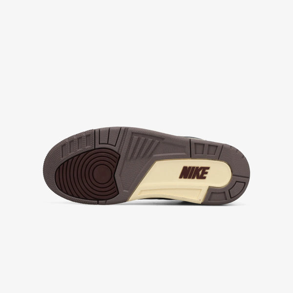 NIKE WMNS AIR JORDAN 3 RETRO OG SP × A MA MANIERE