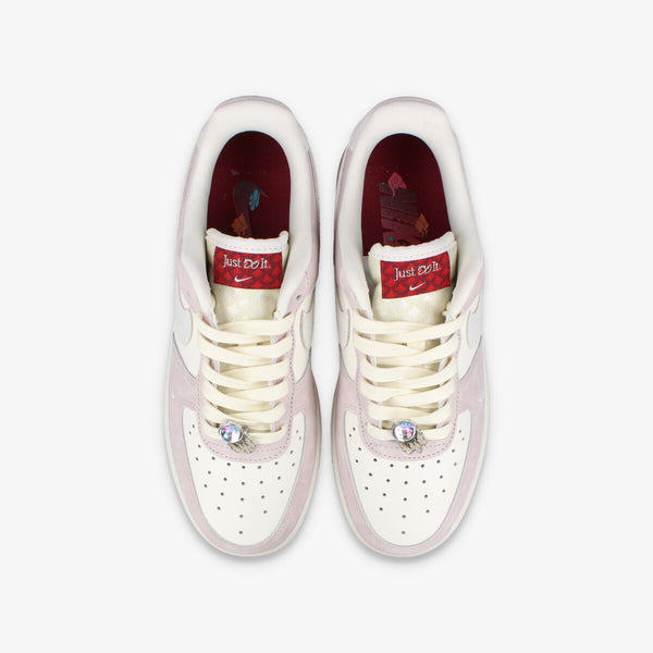 NIKE WMNS AIR FORCE 1 LOW ’07 LX -YEAR OF THE DRAGON-