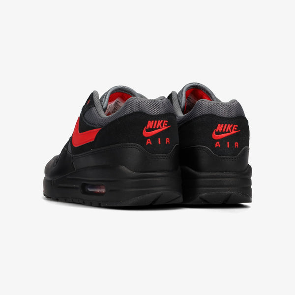 NIKE AIR MAX 1 ESSENTIAL -VAMPS-