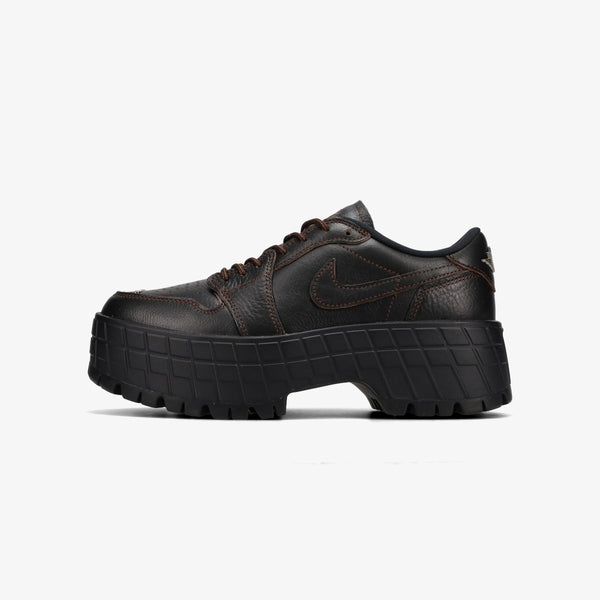 NIKE WMNS AIR JORDAN 1 LOW BROOKLIN