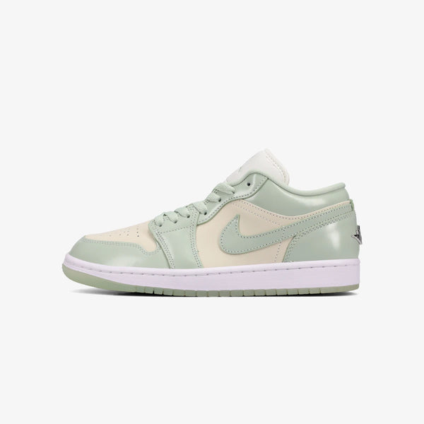 NIKE WMNS AIR JORDAN 1 LOW SE – KICKS LAB.