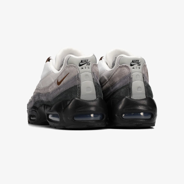 NIKE SB AIR MAX 95