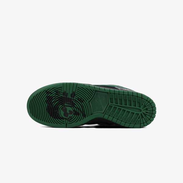 NIKE SB DUNK LOW PRO × THERE SKATEBOARDS