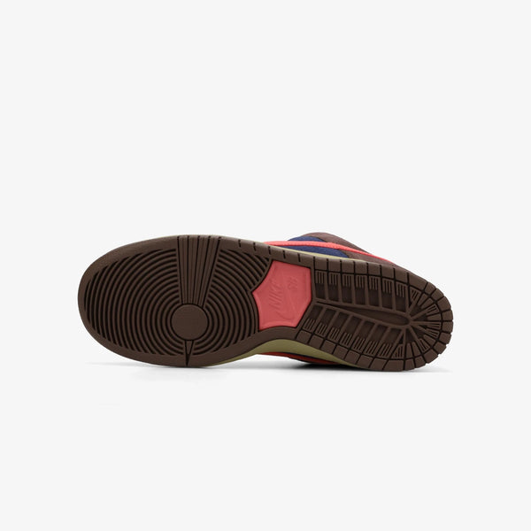 NIKE SB DUNK LOW PRO