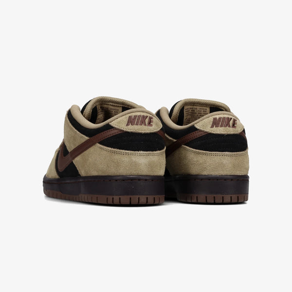 NIKE SB DUNK LOW PRO